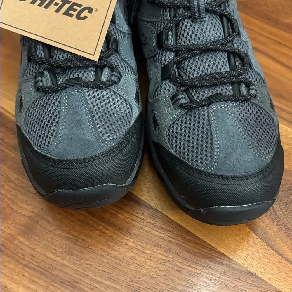 Hi-Tec nwt new